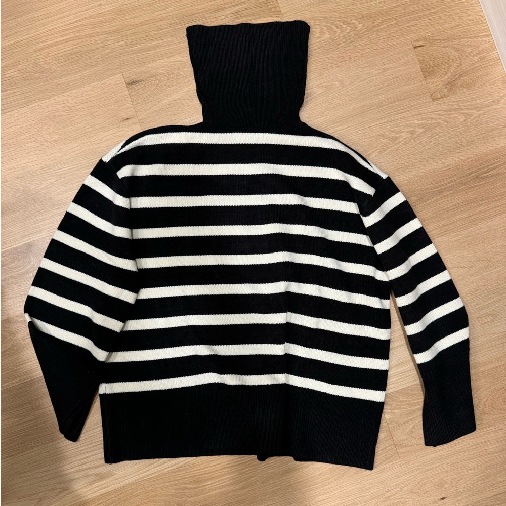 WeWoreWhat oversized striped sweater XXS/XS. NWT